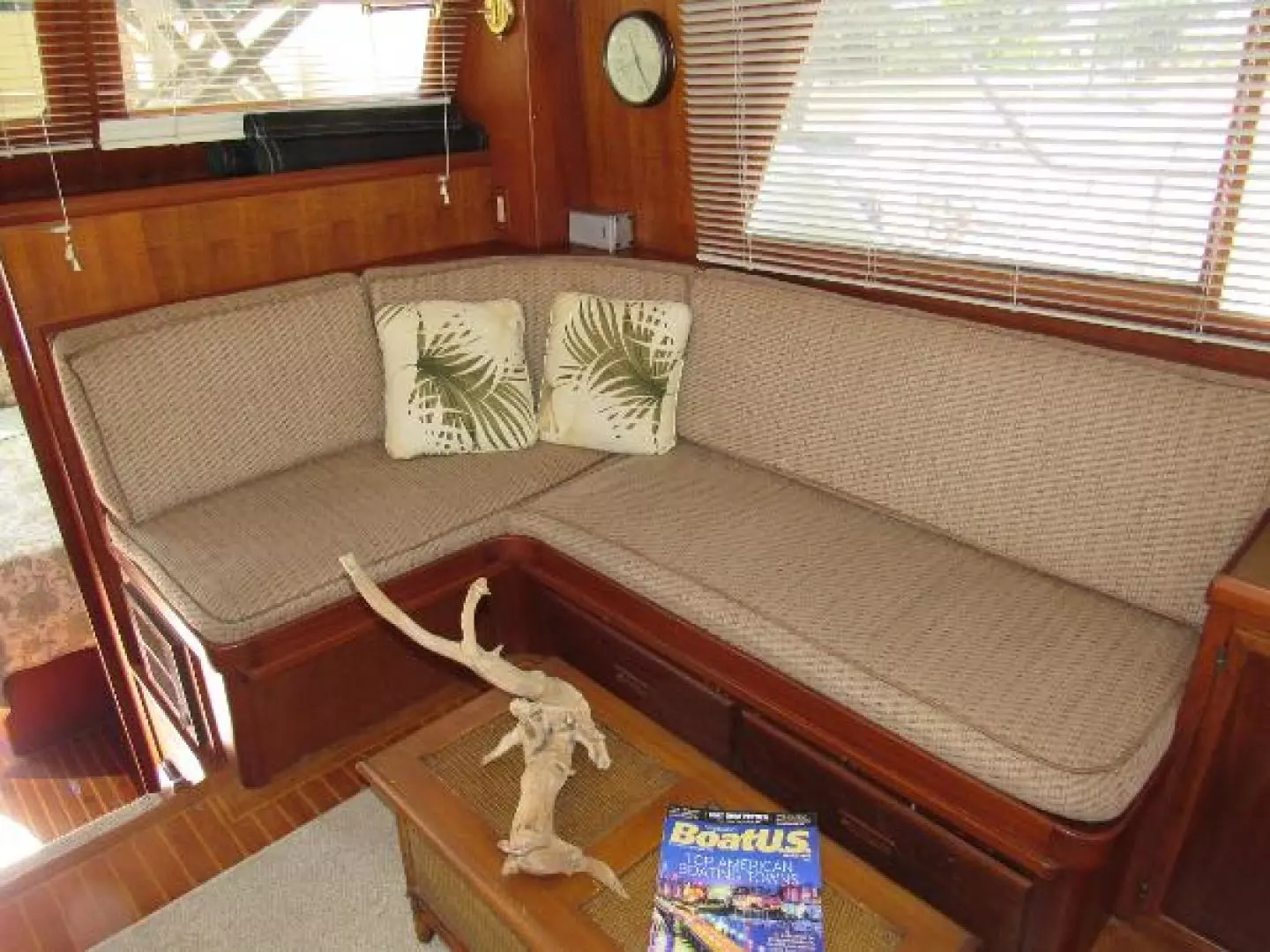 1987 Offshore Yachts Yachtfisher CPMY - Image 4