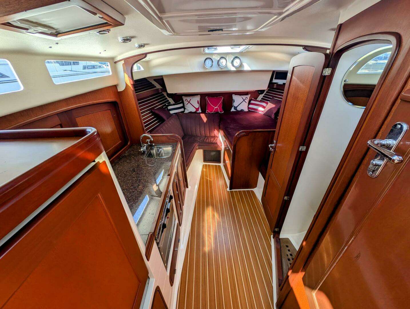 2000 Santa Cruz Coastal Flyer Express - Image 23