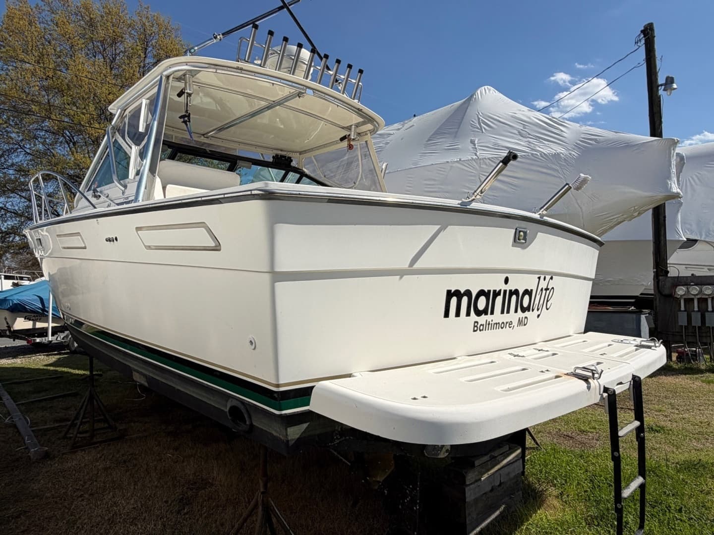 1997 Pursuit 3100 Express - Image 5