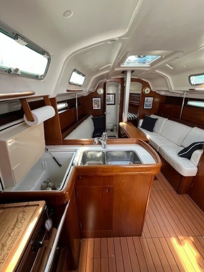 2005 Beneteau First 36.7 - Image 24