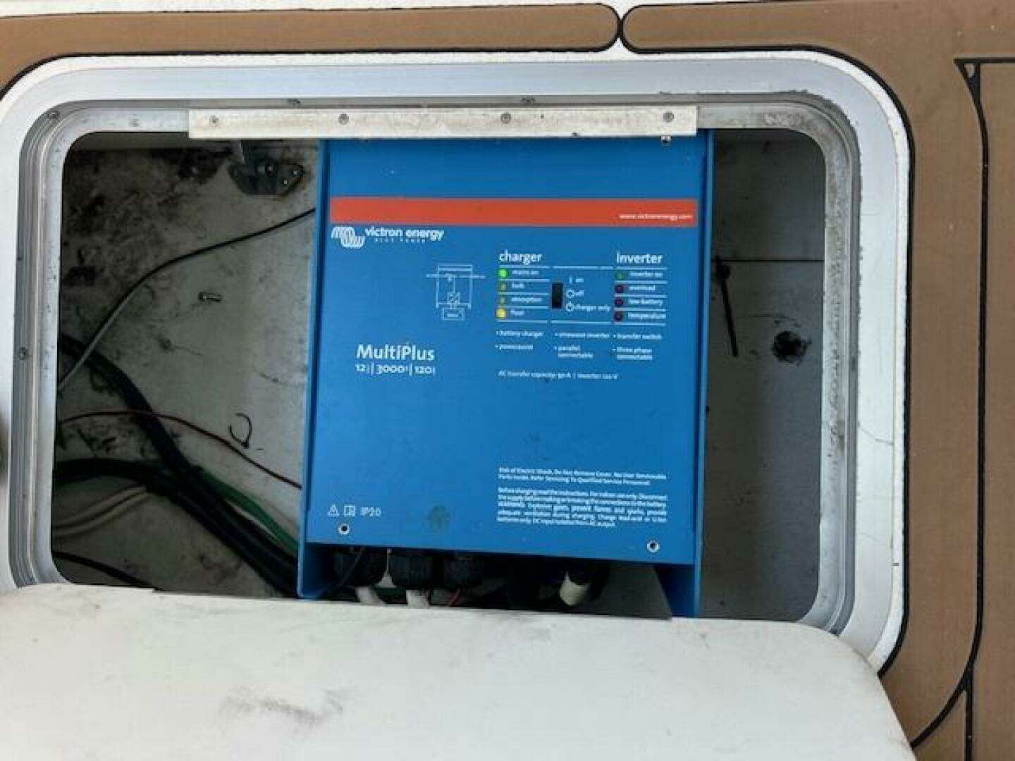 1994 Sea Ray 400 express - Image 24