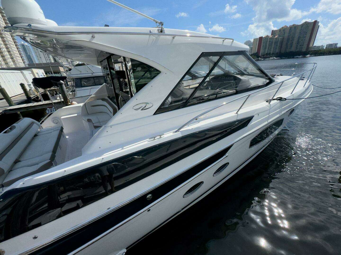 2016 Regal 46 Sport Coupe - Image 7