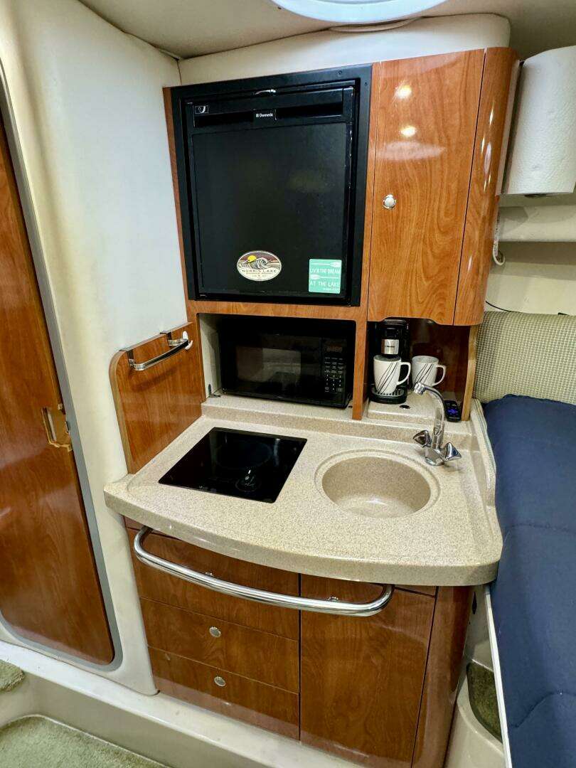 2004 Four Winns Vista 288 - Image 67