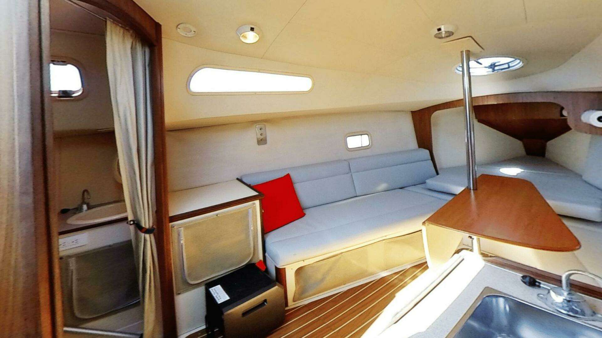 2006 Hunter 27x - Image 19