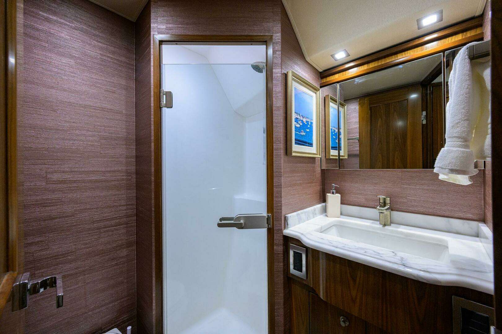 2020 Viking 92 Enclosed Bridge - Image 26