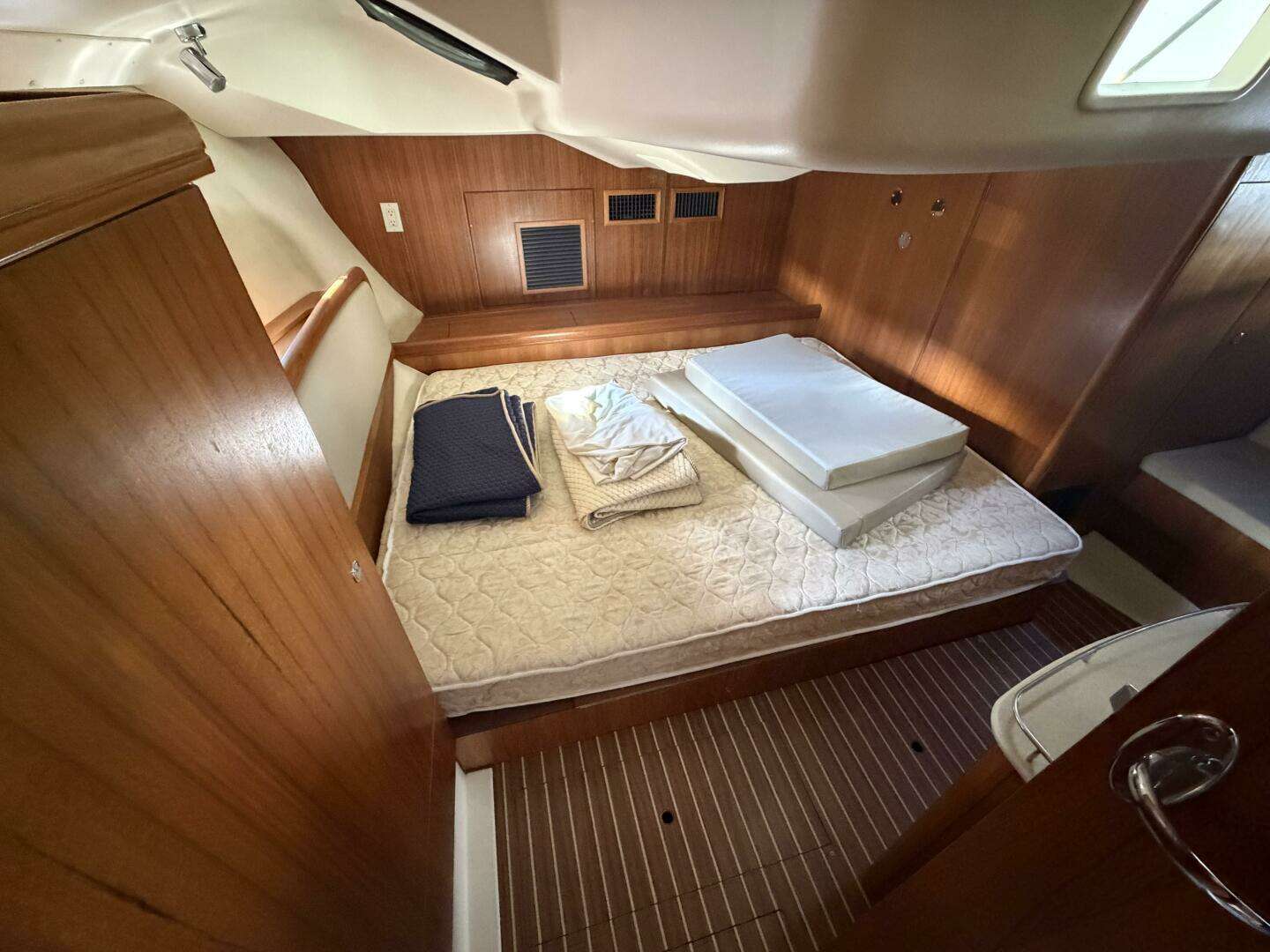 2003 Hunter — - Image 34
