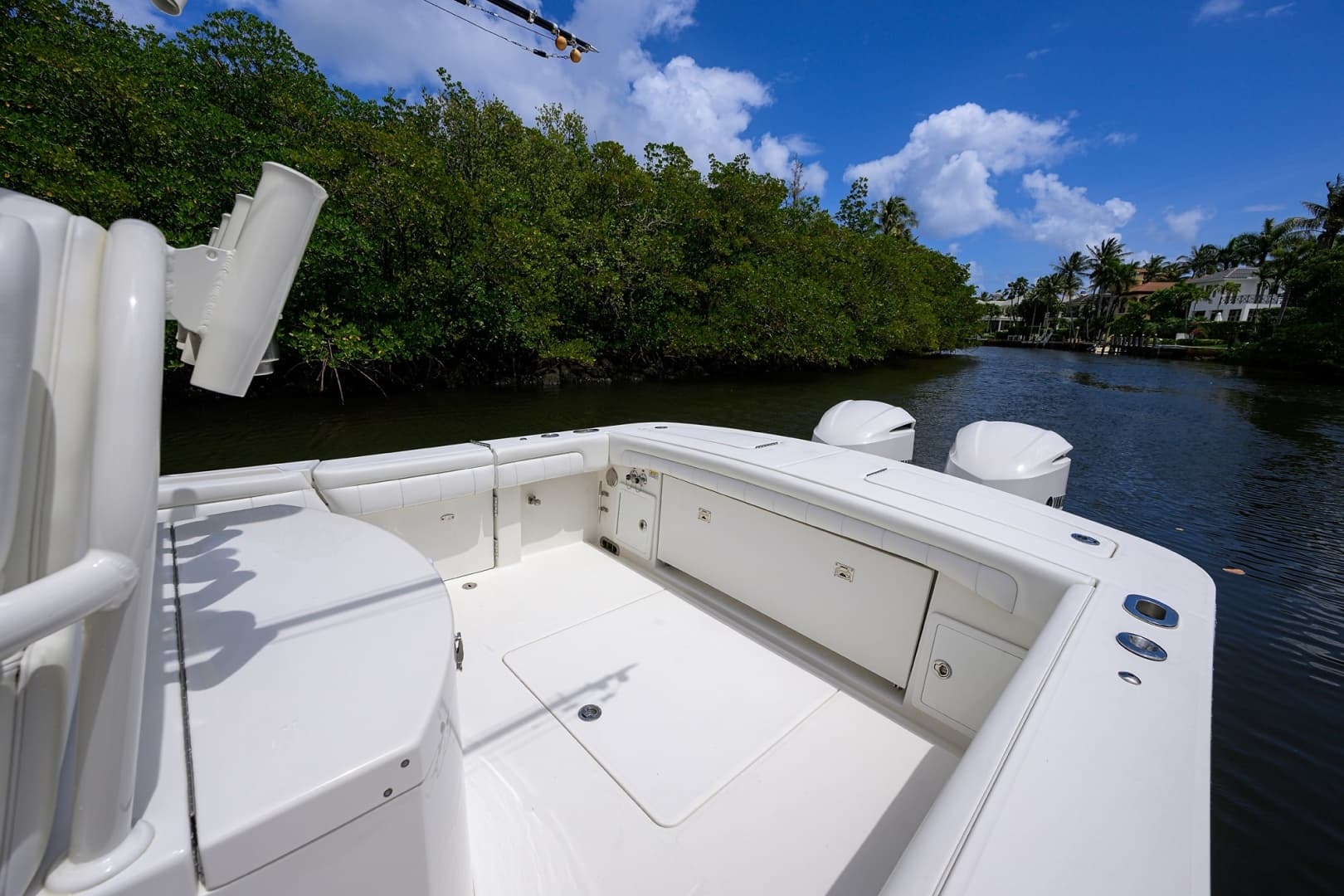 2019 Regulator Center Console - Image 37