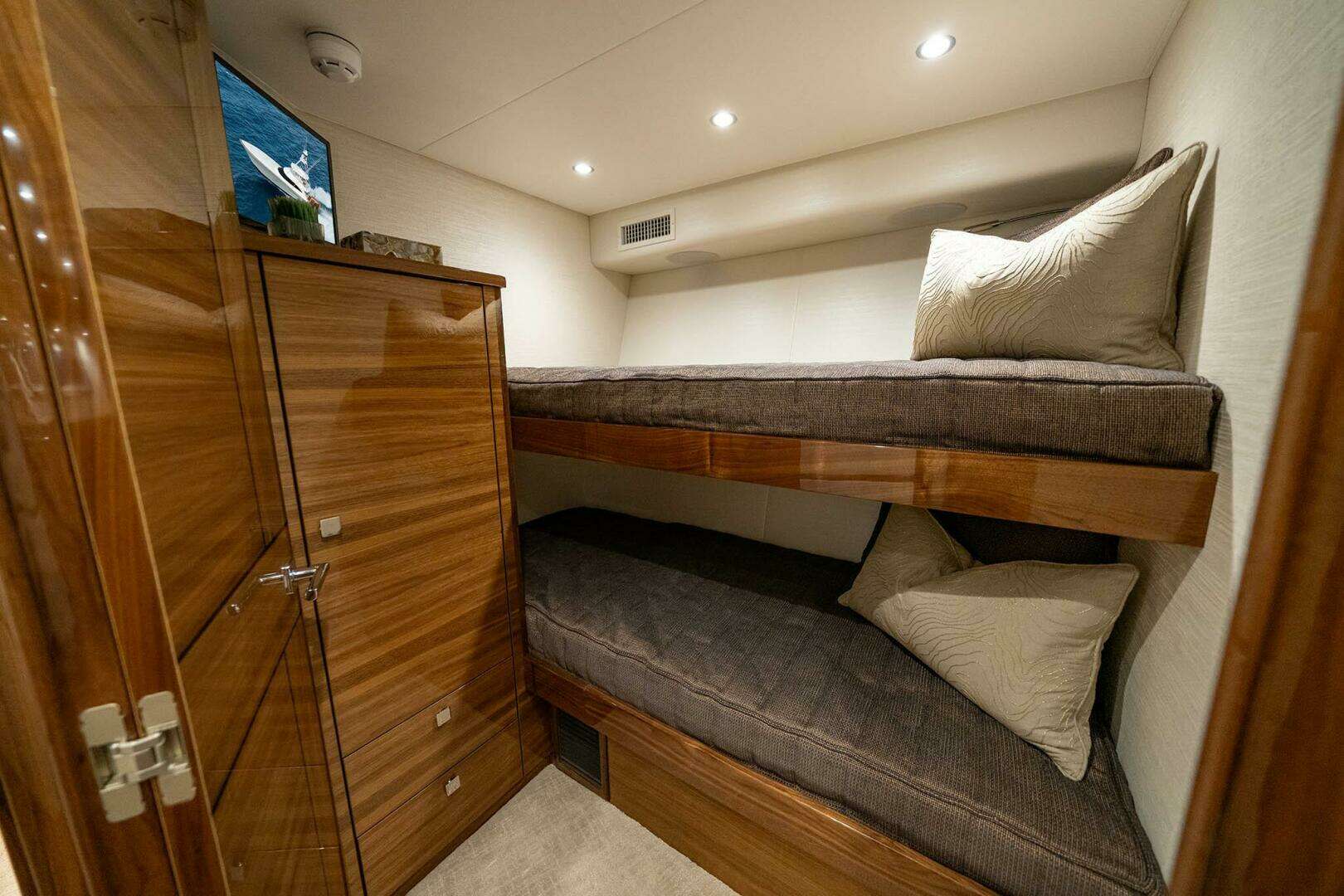2027 Viking 74 Enclosed Bridge - Image 11