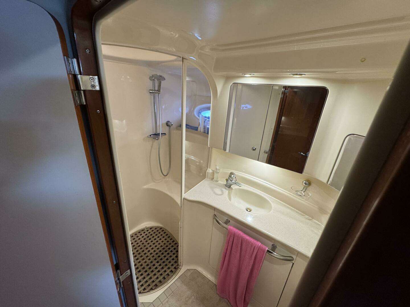 2001 Sea Ray 510 SUNDANCER - Image 23