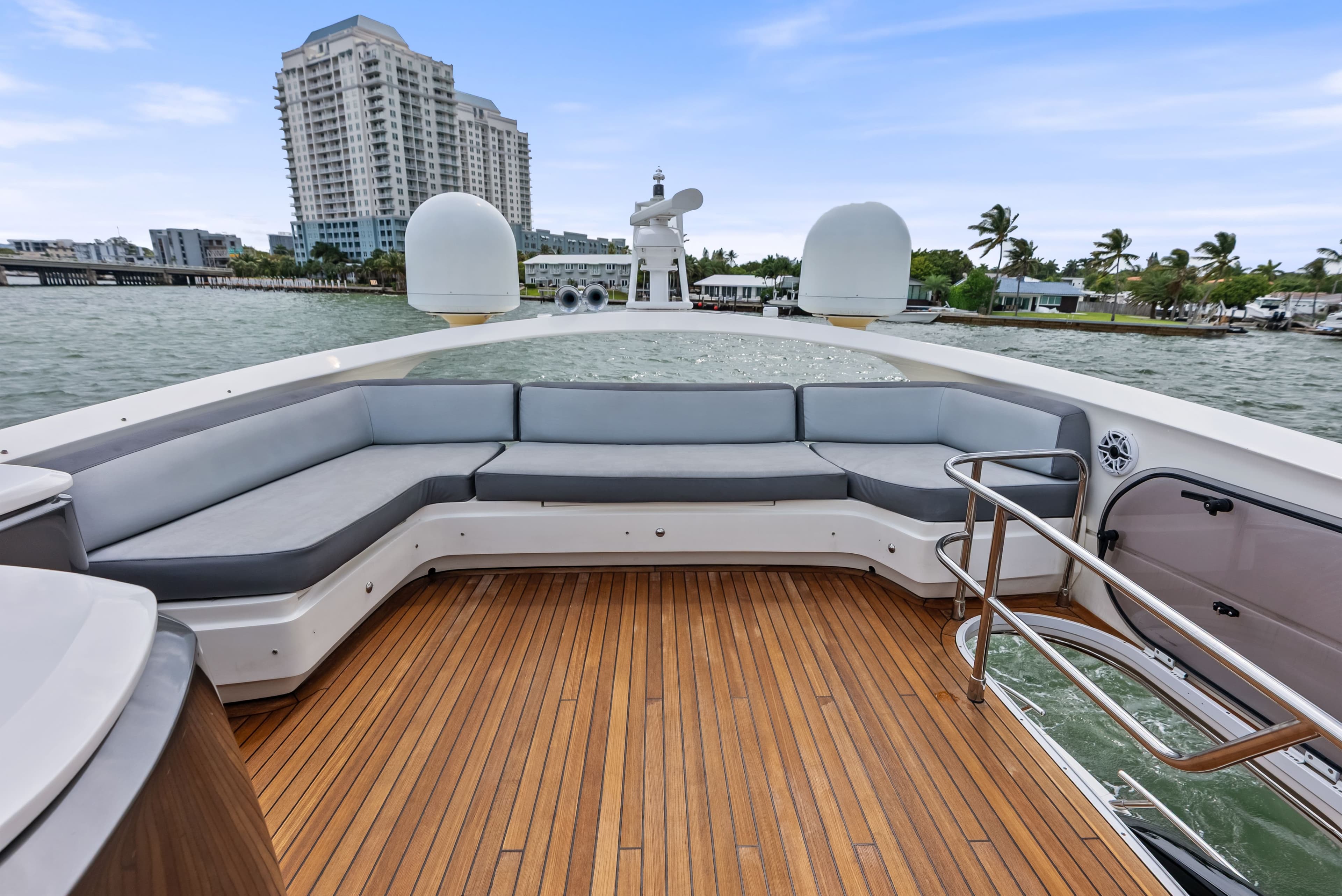 2014 Princess S72 - 52