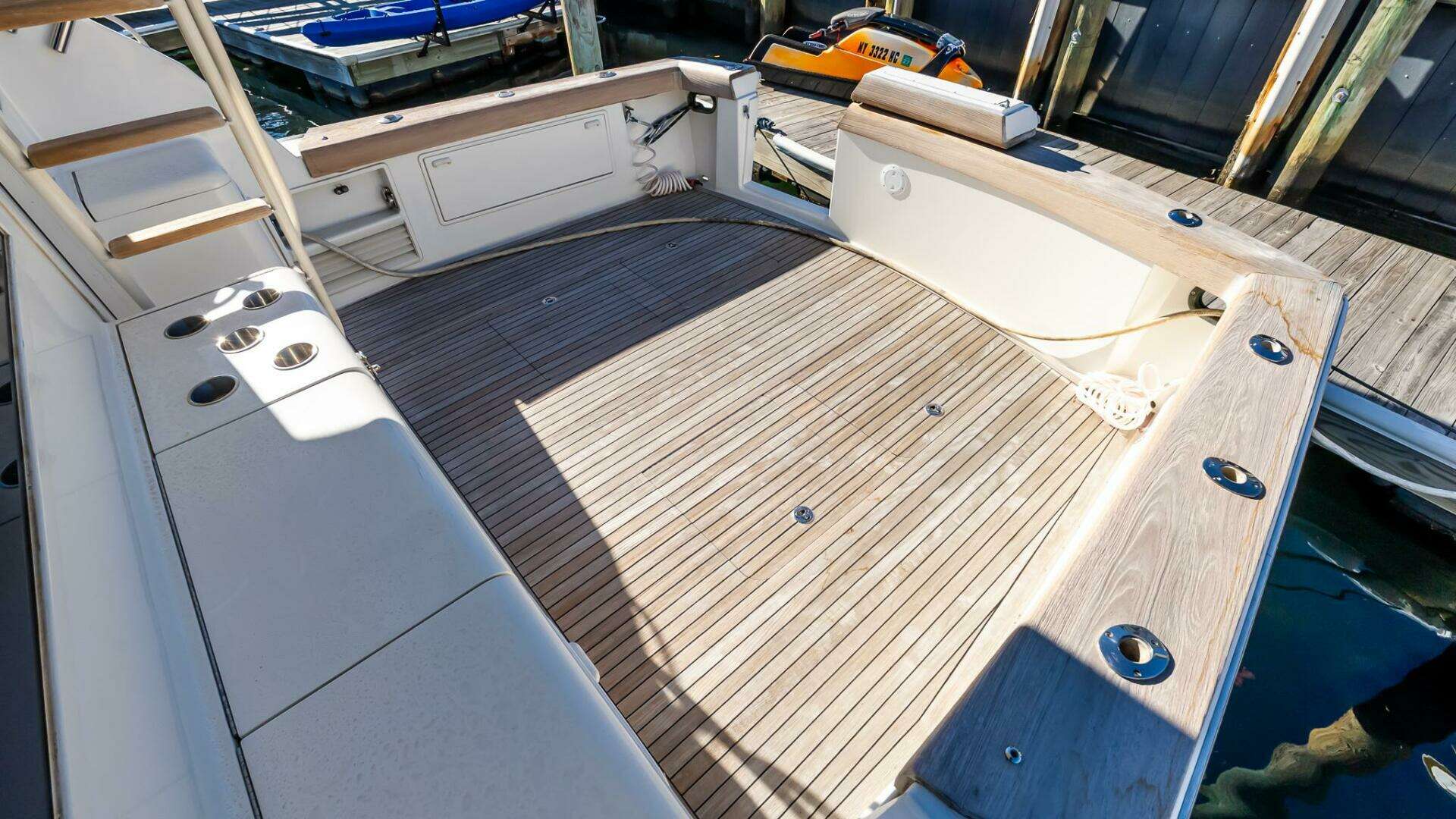 1998 Ocean Yachts 48 Super Sport - Image 8