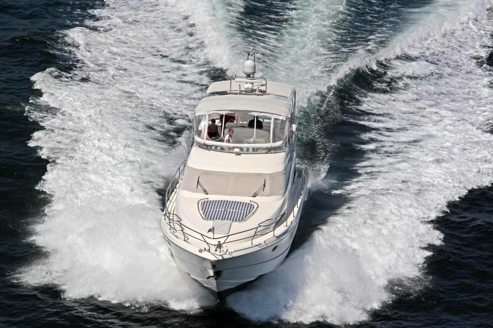 2002 Fairline Squadron 58 - Image 15