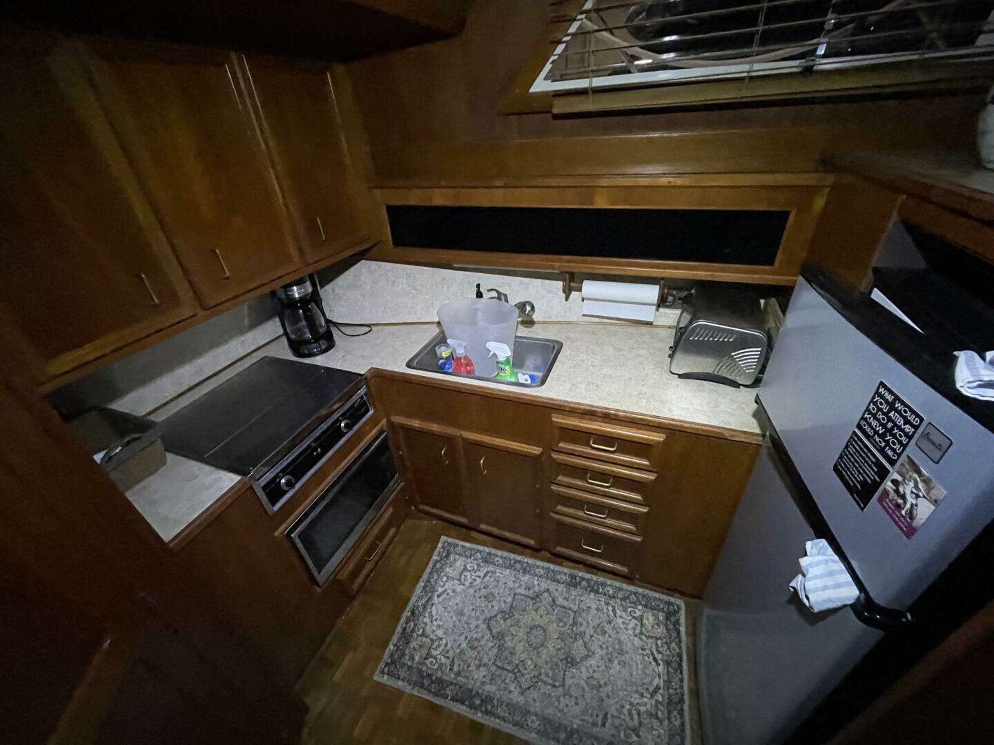 1986 Egg Harbor 40 Motor Yacht - Image 37