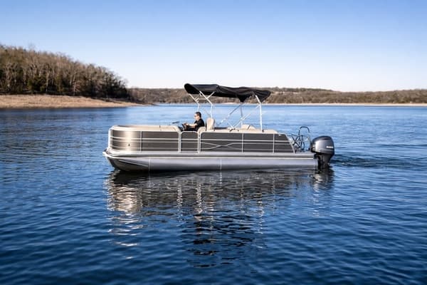 2019 South Bay 224FCR