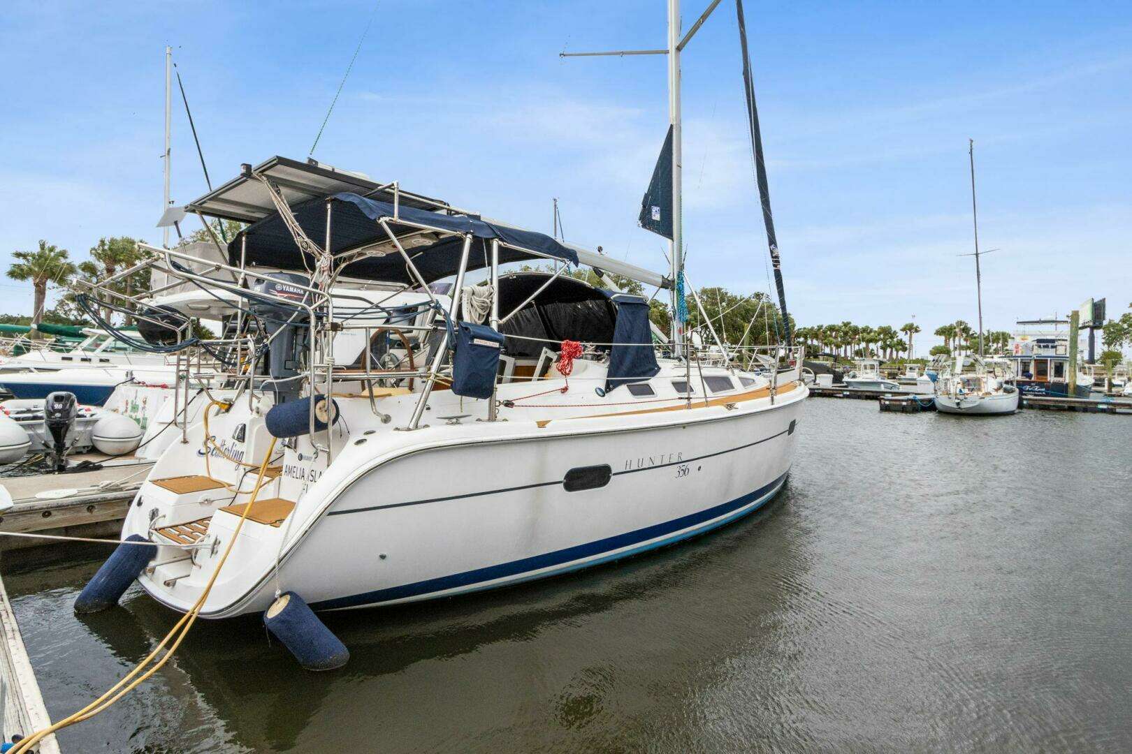 2003 Hunter 356 - Image 4