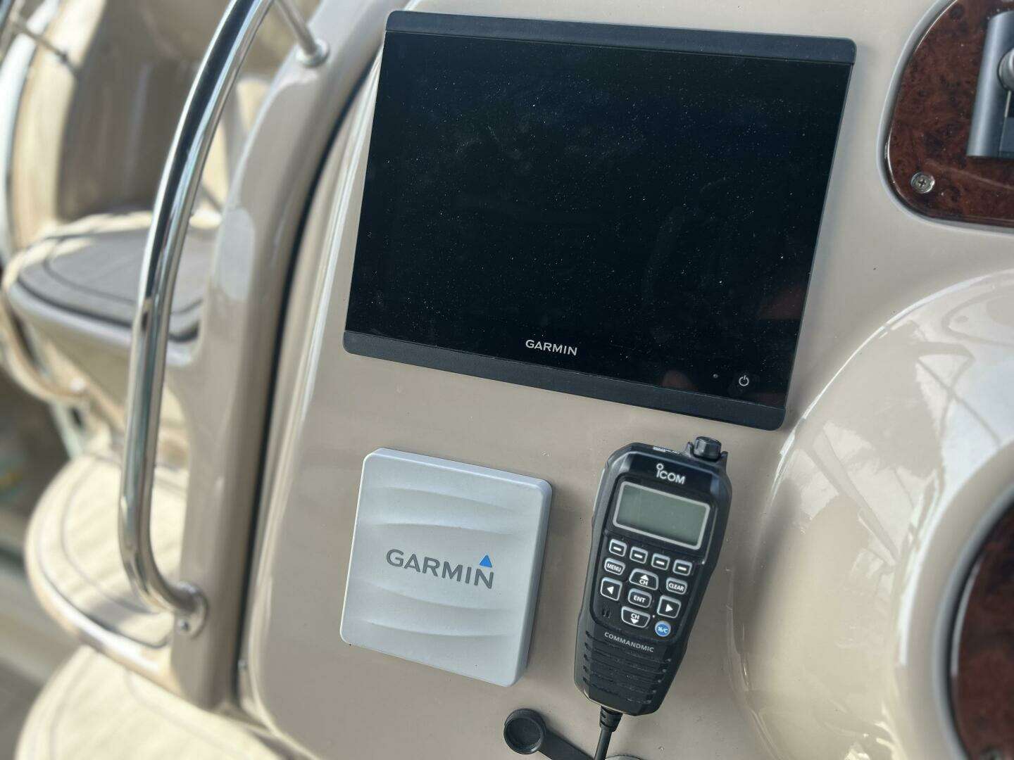 2004 Wellcraft Excalibur - Image 27