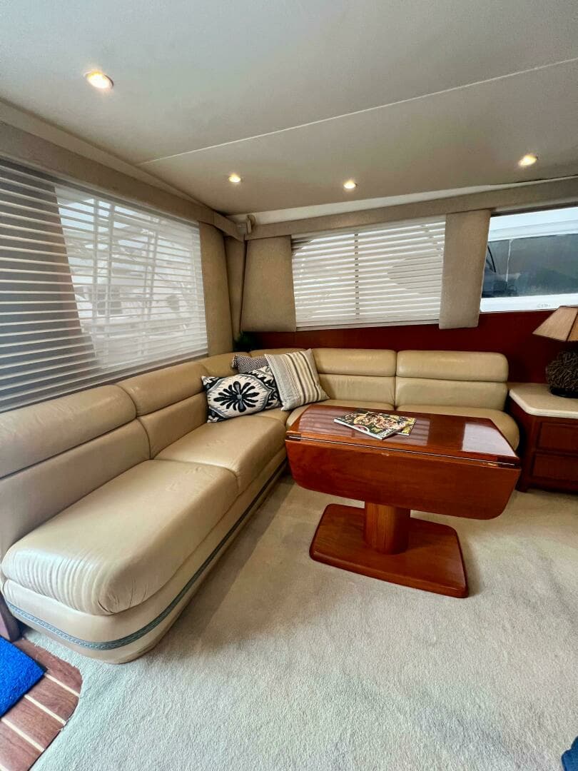 1997 Viking 43 Convertible - Image 32