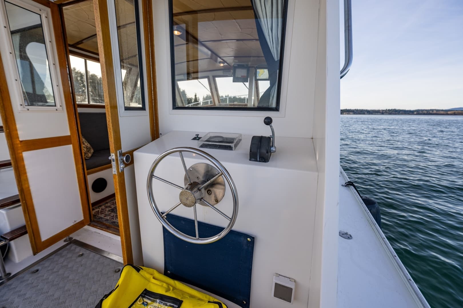 1999 Northern Bay 36 - Image 14