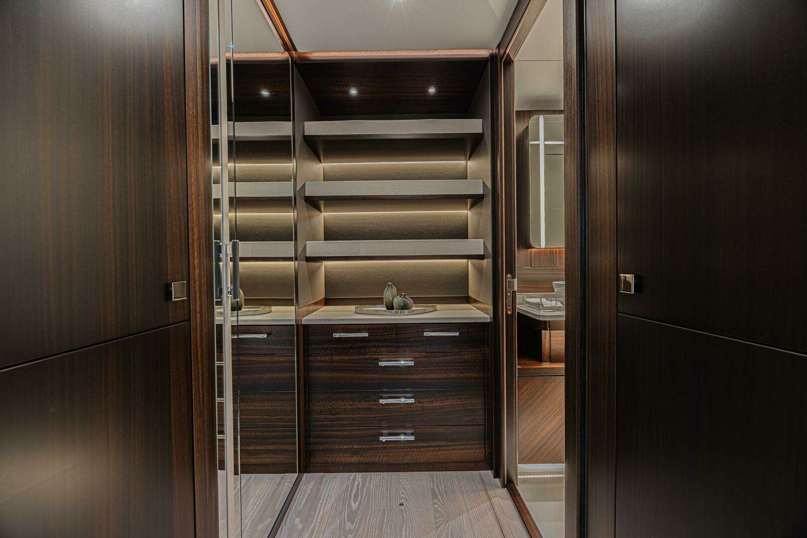2025 Sunseeker — - Image 27