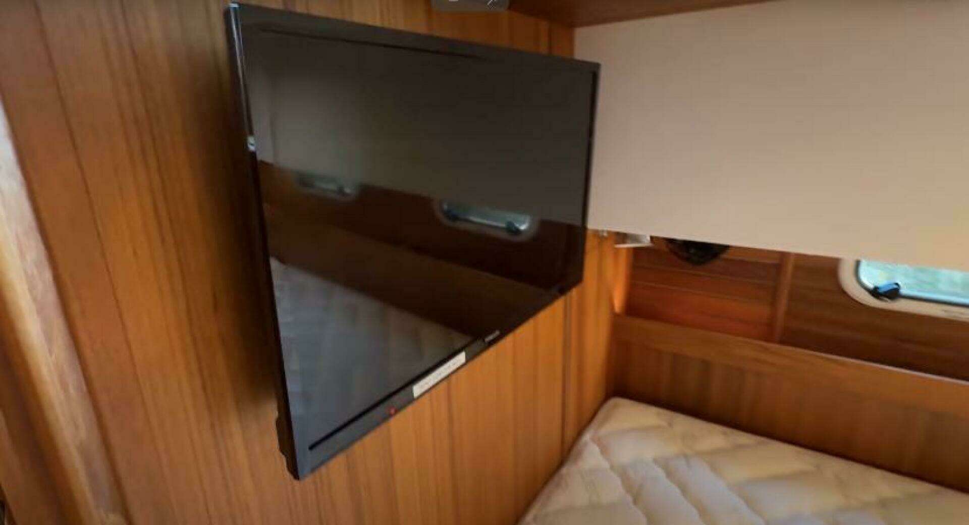 2025 Targa 37 Flybridge - Image 49