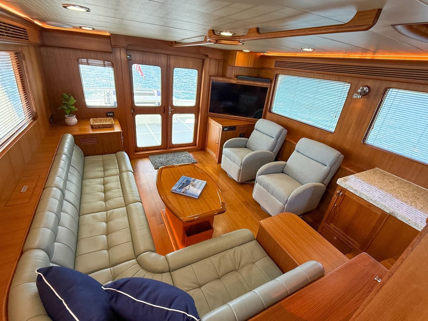 2018 Marlow 53E - Image 54