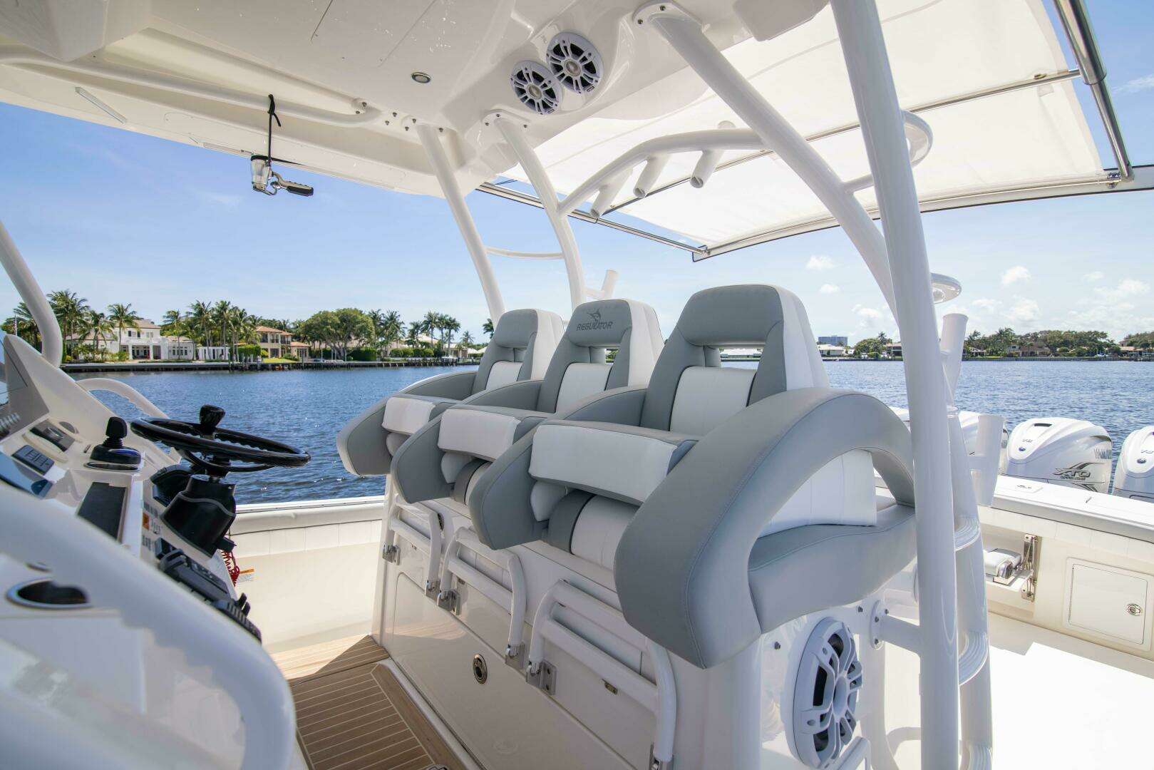 2021 Regulator 41 Center Console - Image 15
