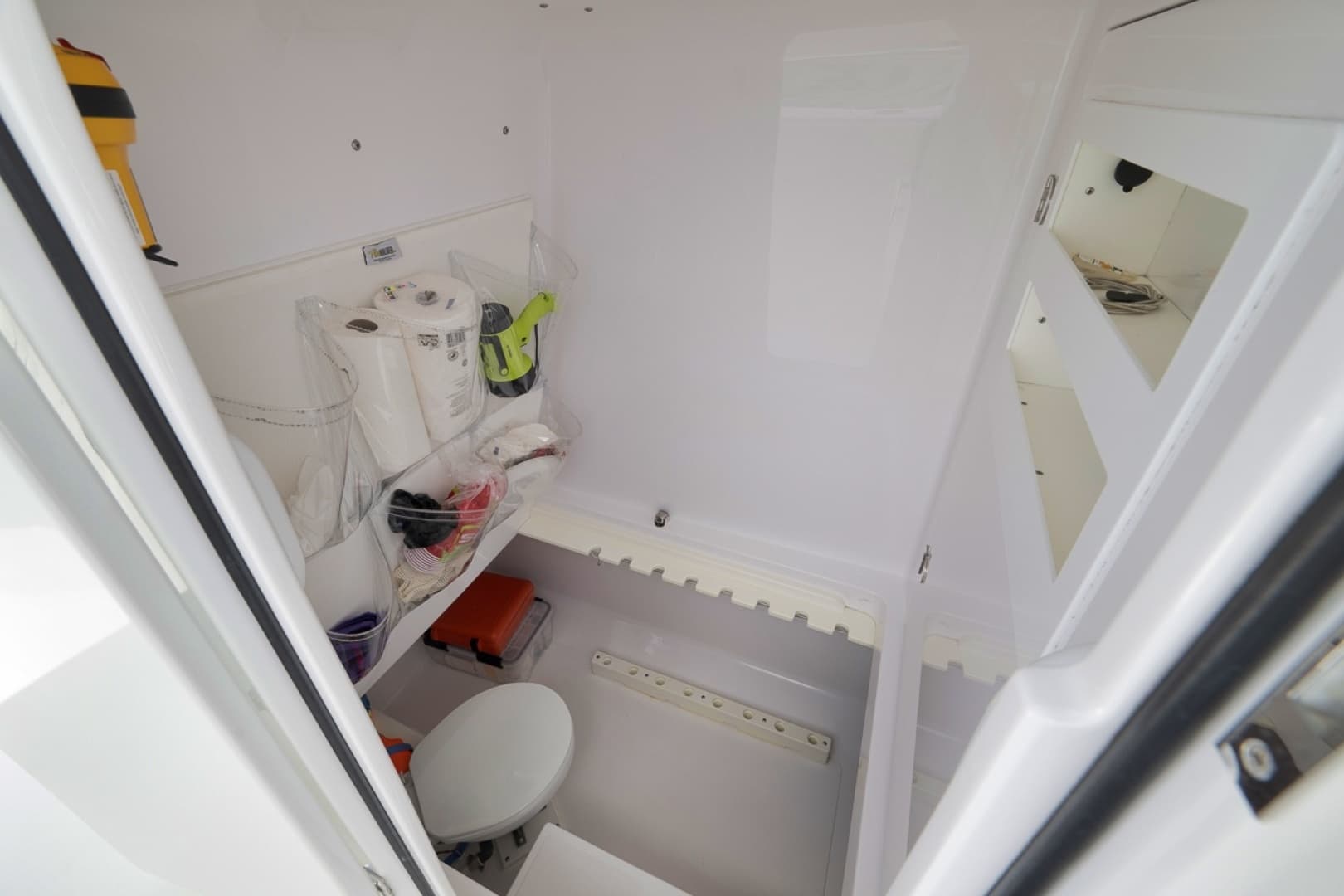 2017 Bahama 41 Bahama - Image 22