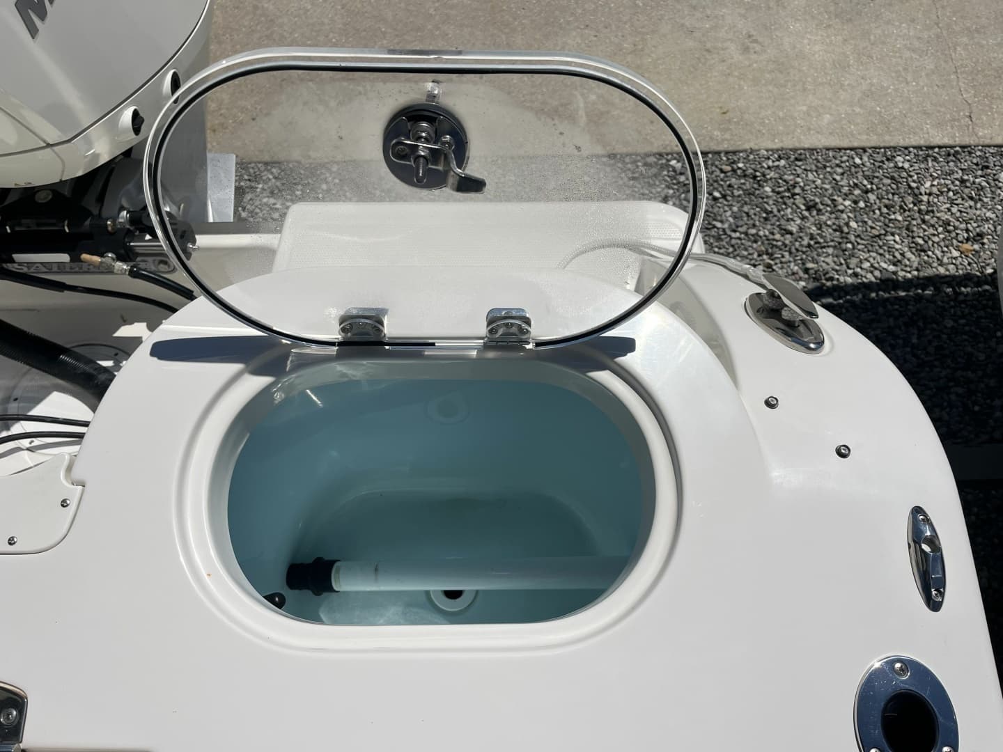 2024 Sailfish 245 DC - Image 39