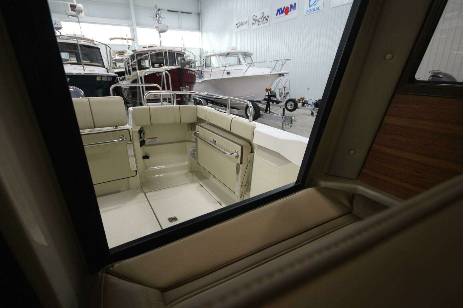 2026 Ranger Tugs R-23 Luxury Edition - Image 33