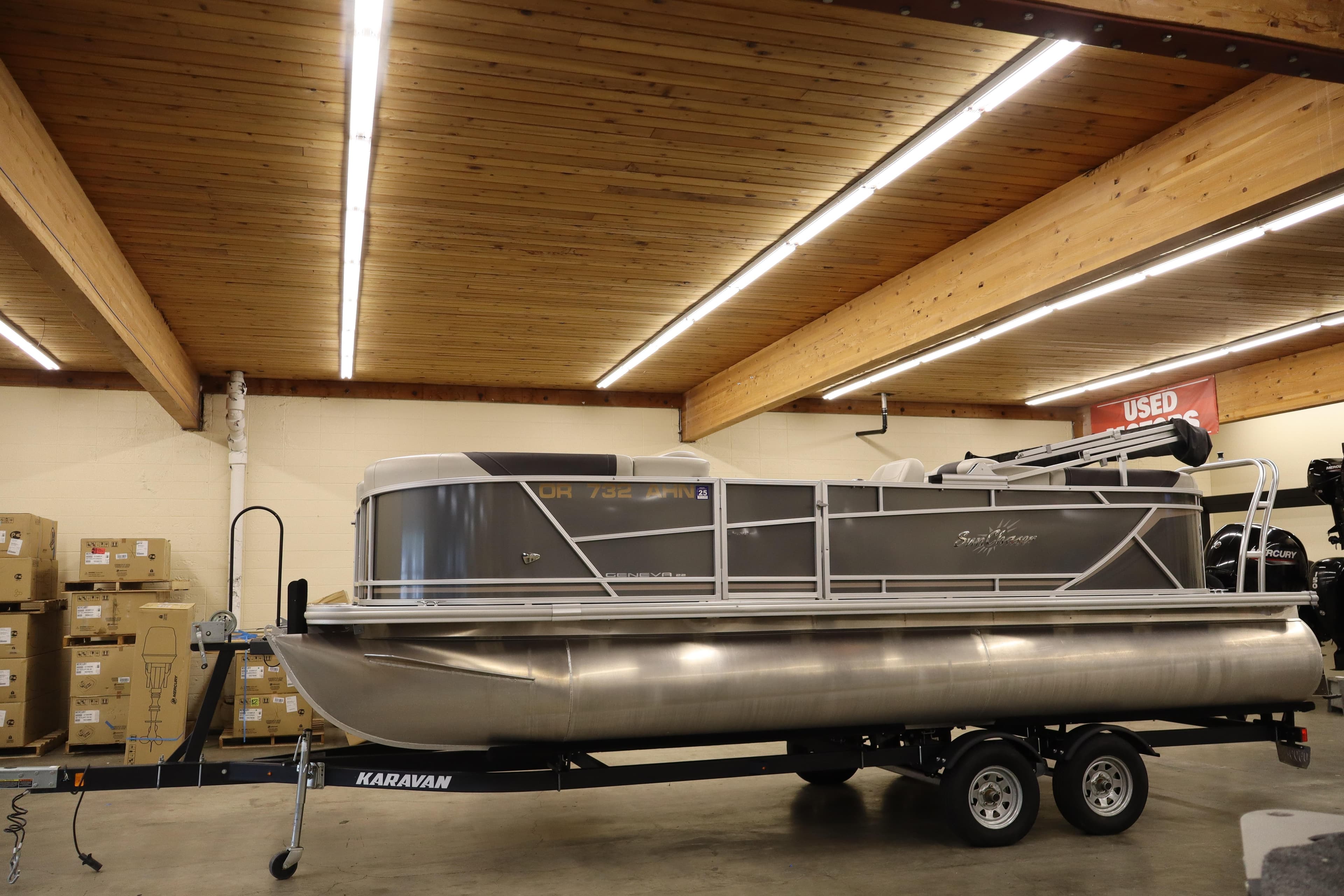 2022 SunChaser Geneva Cruise 22 LR DH