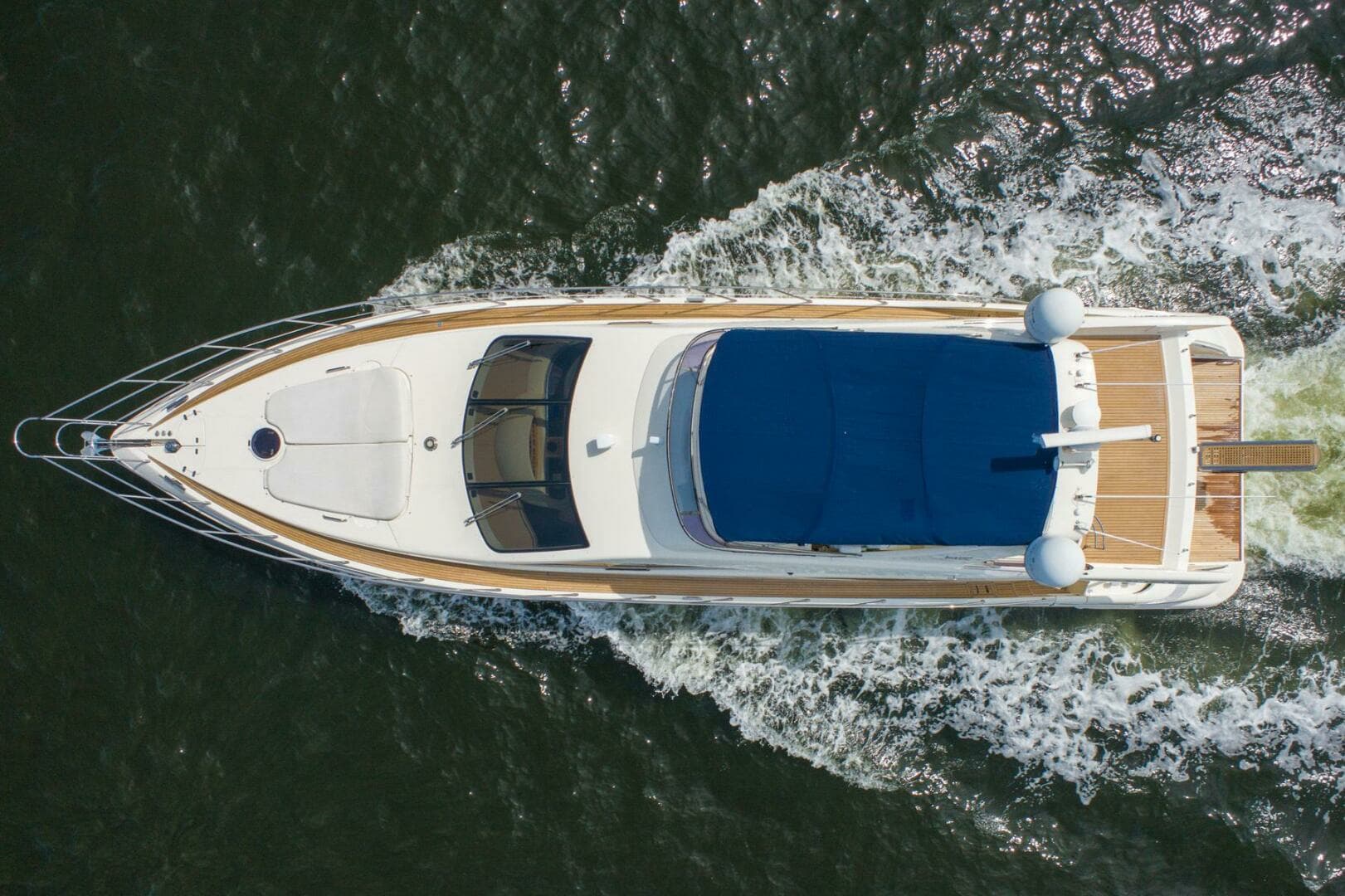 2009 Azimut 62E - Image 6