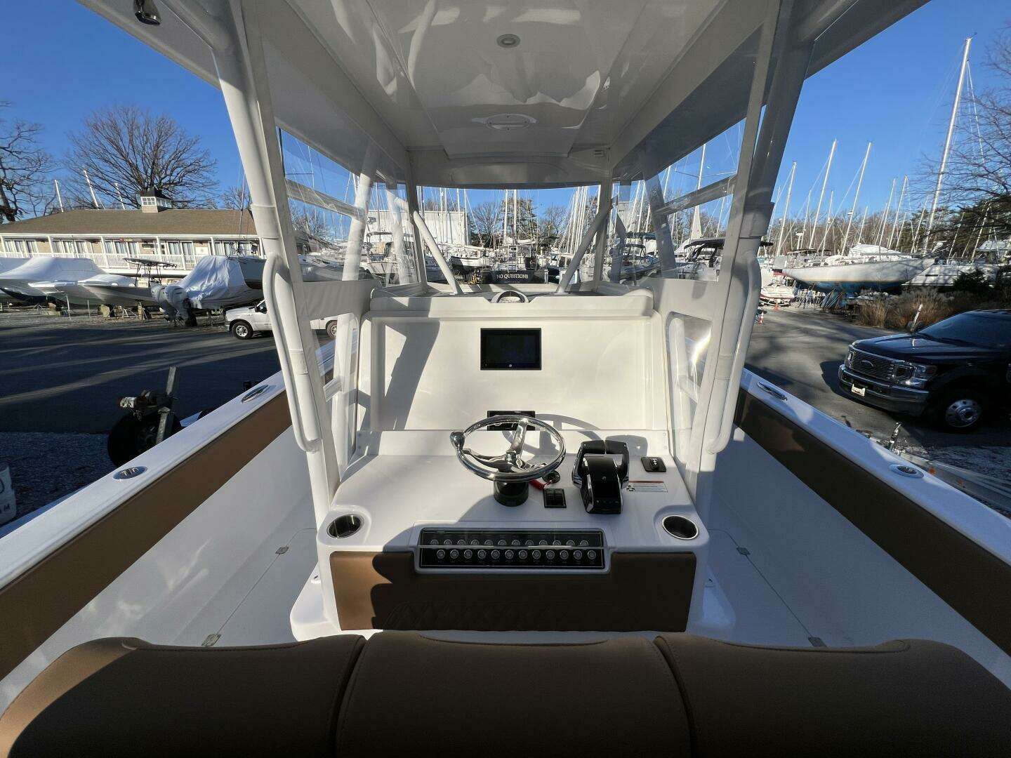 2026 Invincible 33 Catamaran - Image 12