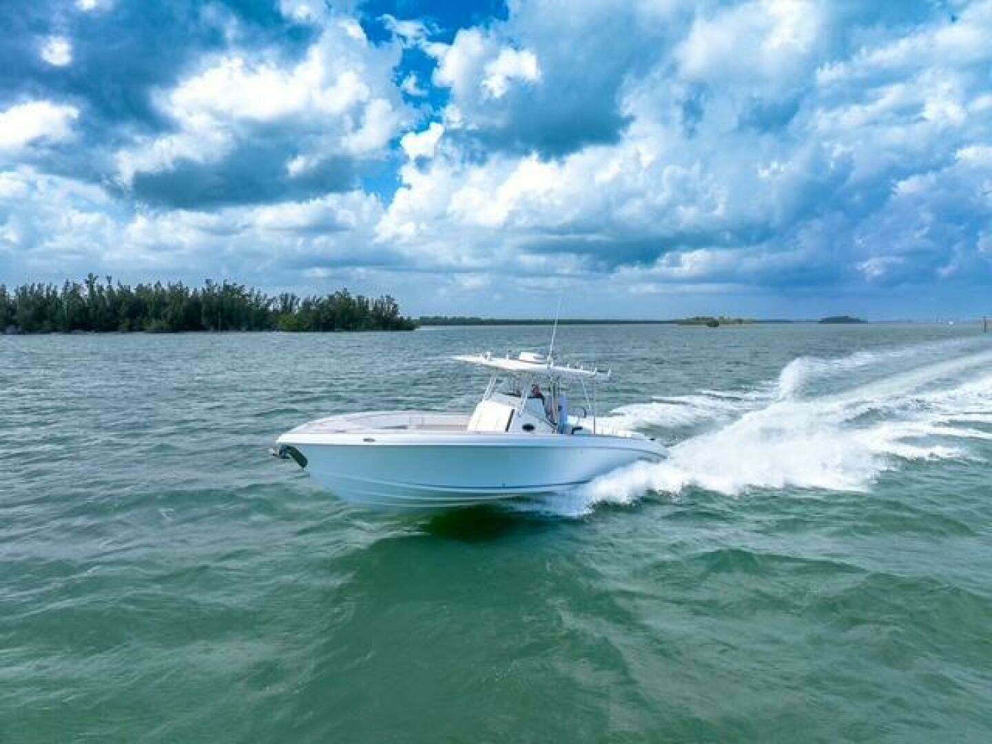 2007 Spectre 37 Center Console - Image 3
