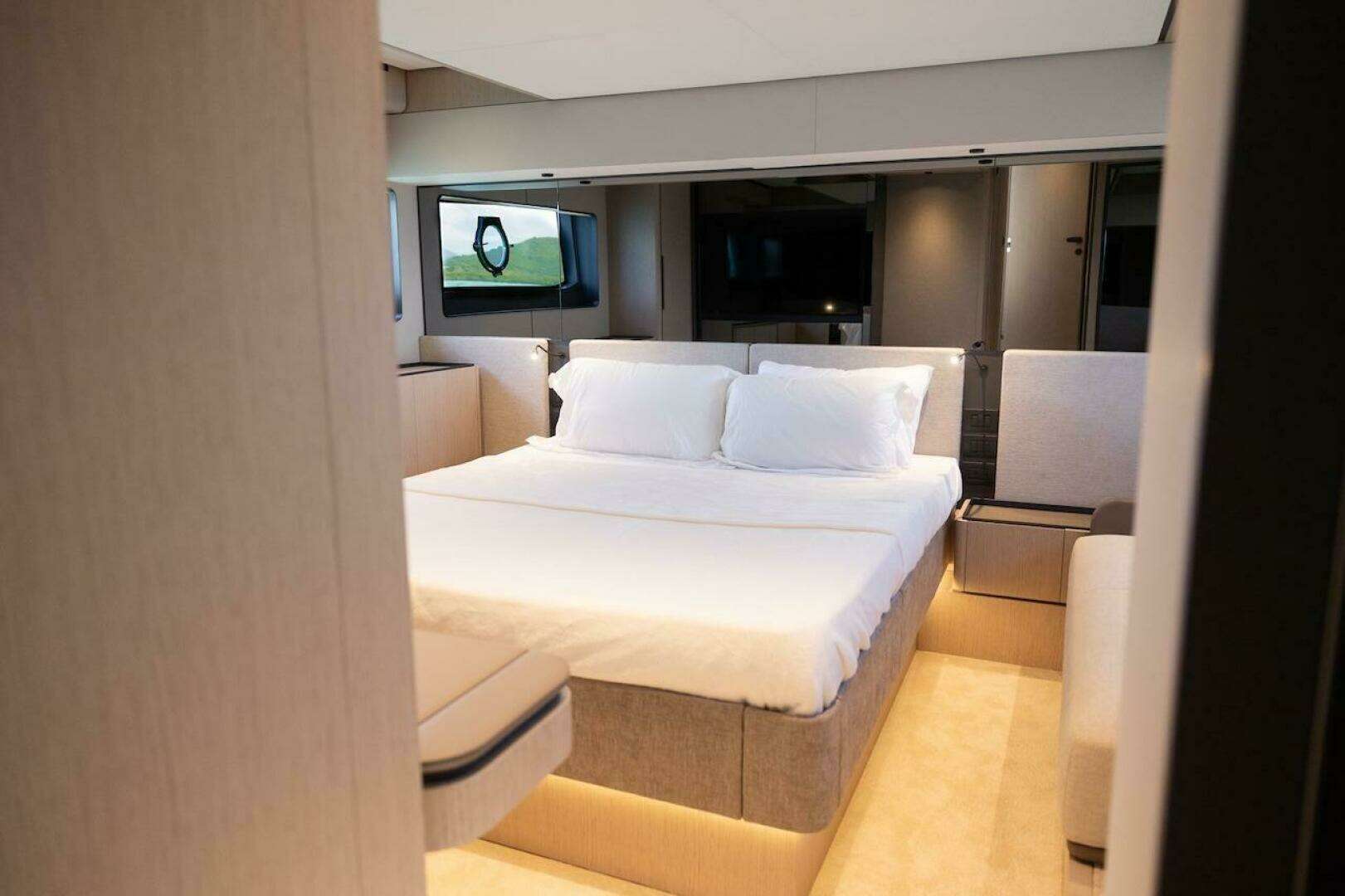 2024 Ferretti Yachts 580 - Image 48