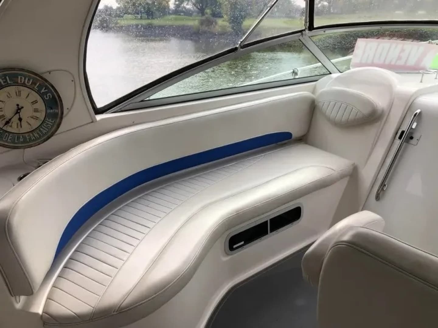 2006 Bayliner 325 - Image 11
