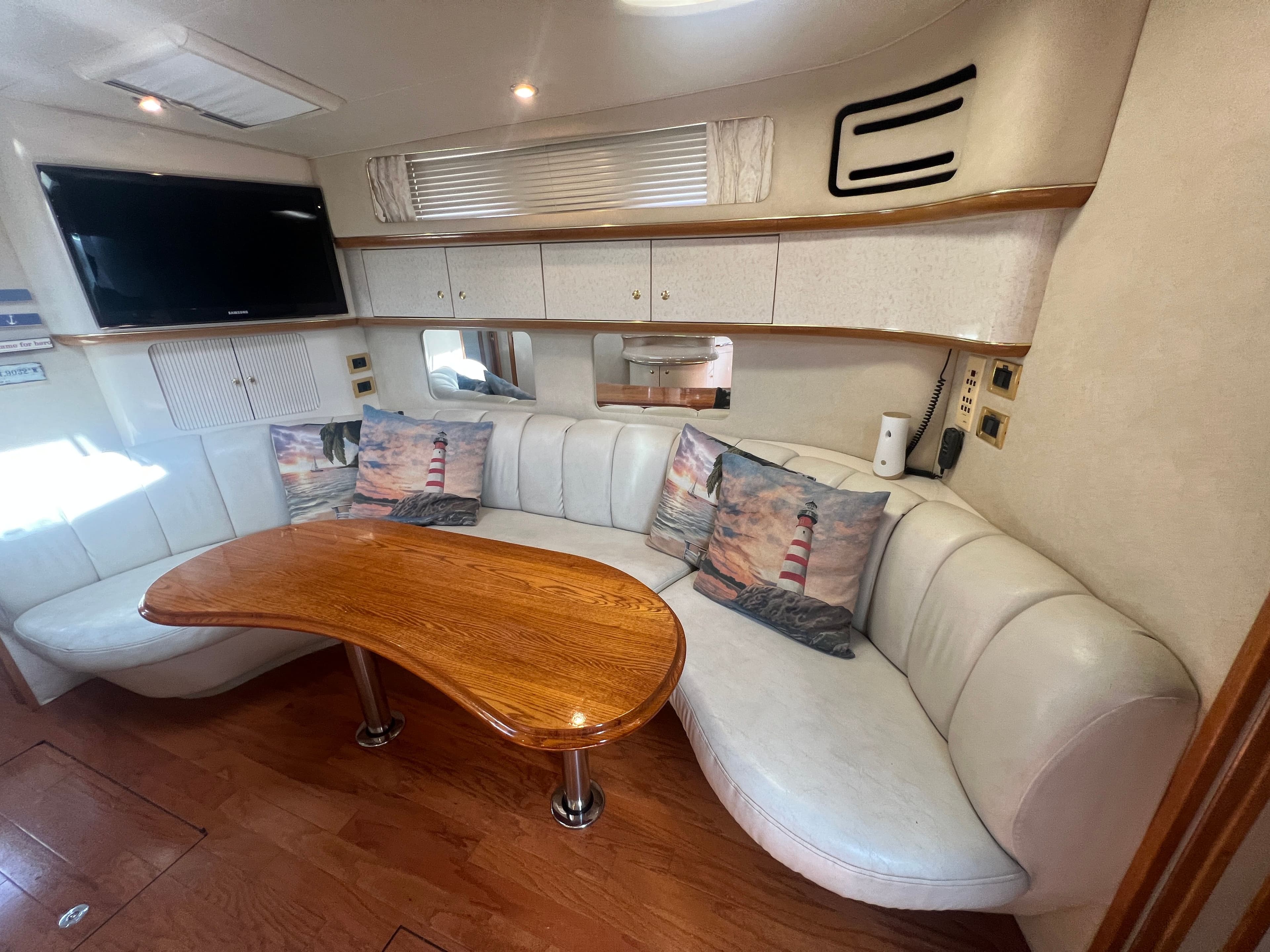 1997 Sea Ray 450 - 27