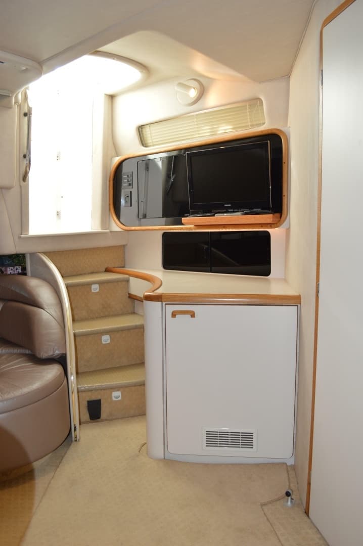 1994 Sea Ray 500 Sundancer - Image 17