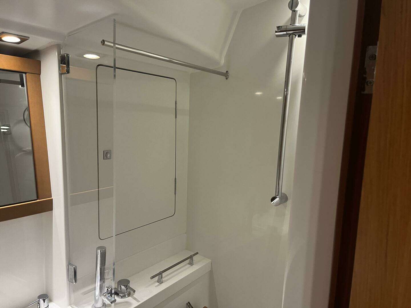 2014 Beneteau Sense 50 - Image 31