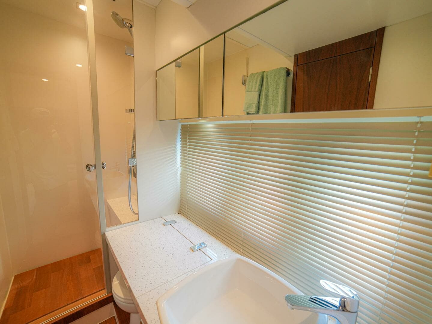 2014 Fairline 50 - Image 38