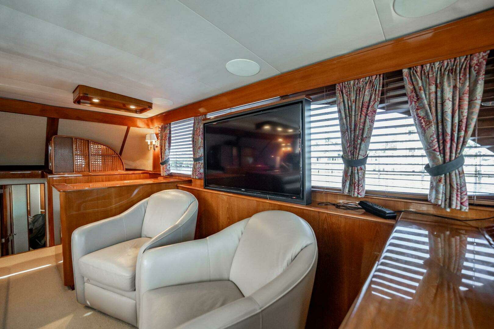 1983 Rybovich 55 Convertible - Image 15