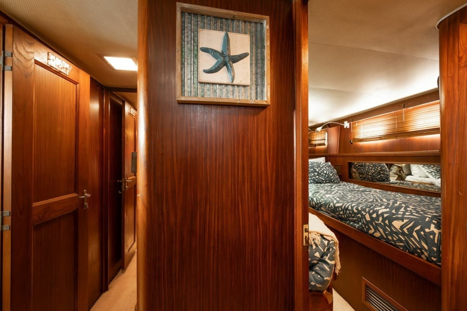 1979 Hatteras Yacht Fish - Image 41