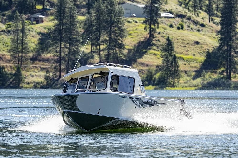 2027 Hewescraft 210 Sea Runner ET Hardtop