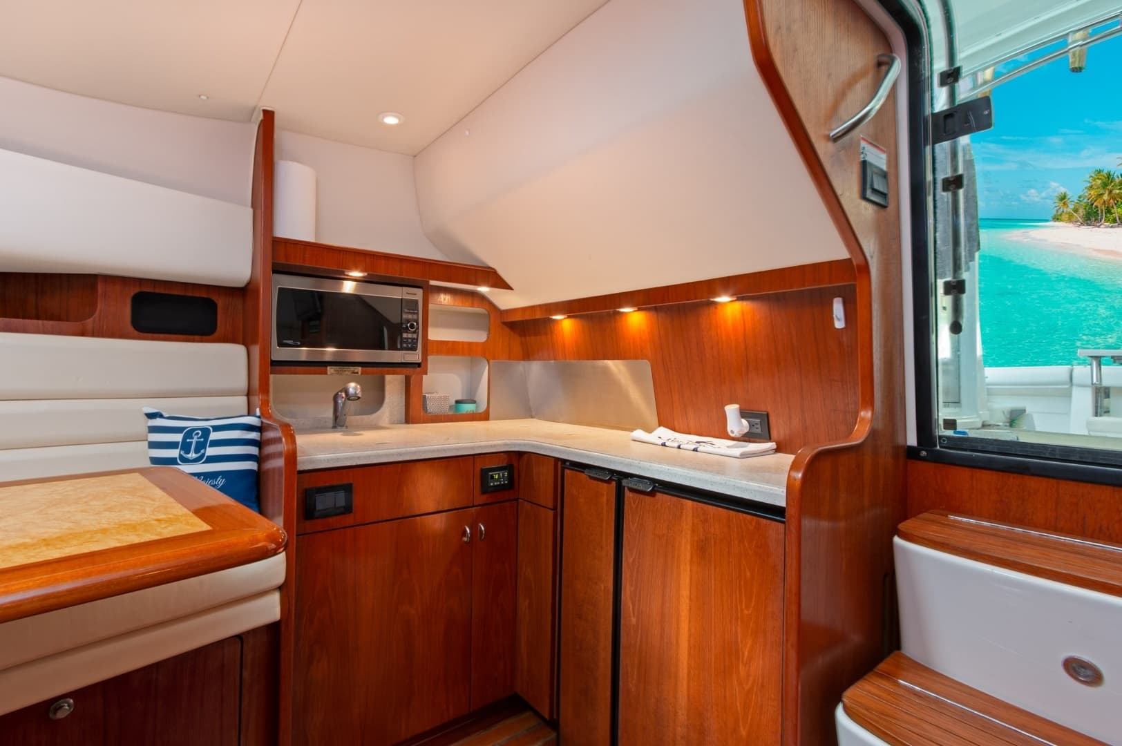 2007 Tiara Yachts 3800 Open - Image 32