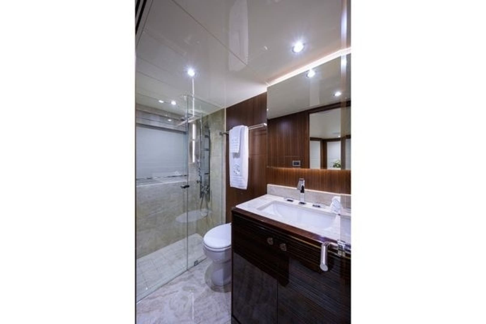 2019 Ocean Alexander Motoryacht 100 - Image 51