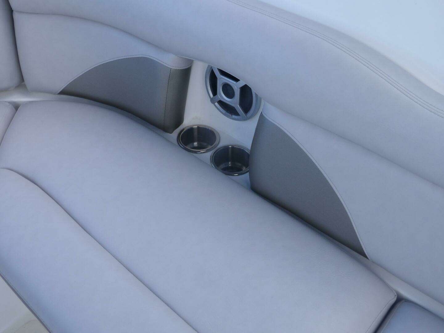 2017 Hurricane Sun Deck 2200 - Image 34