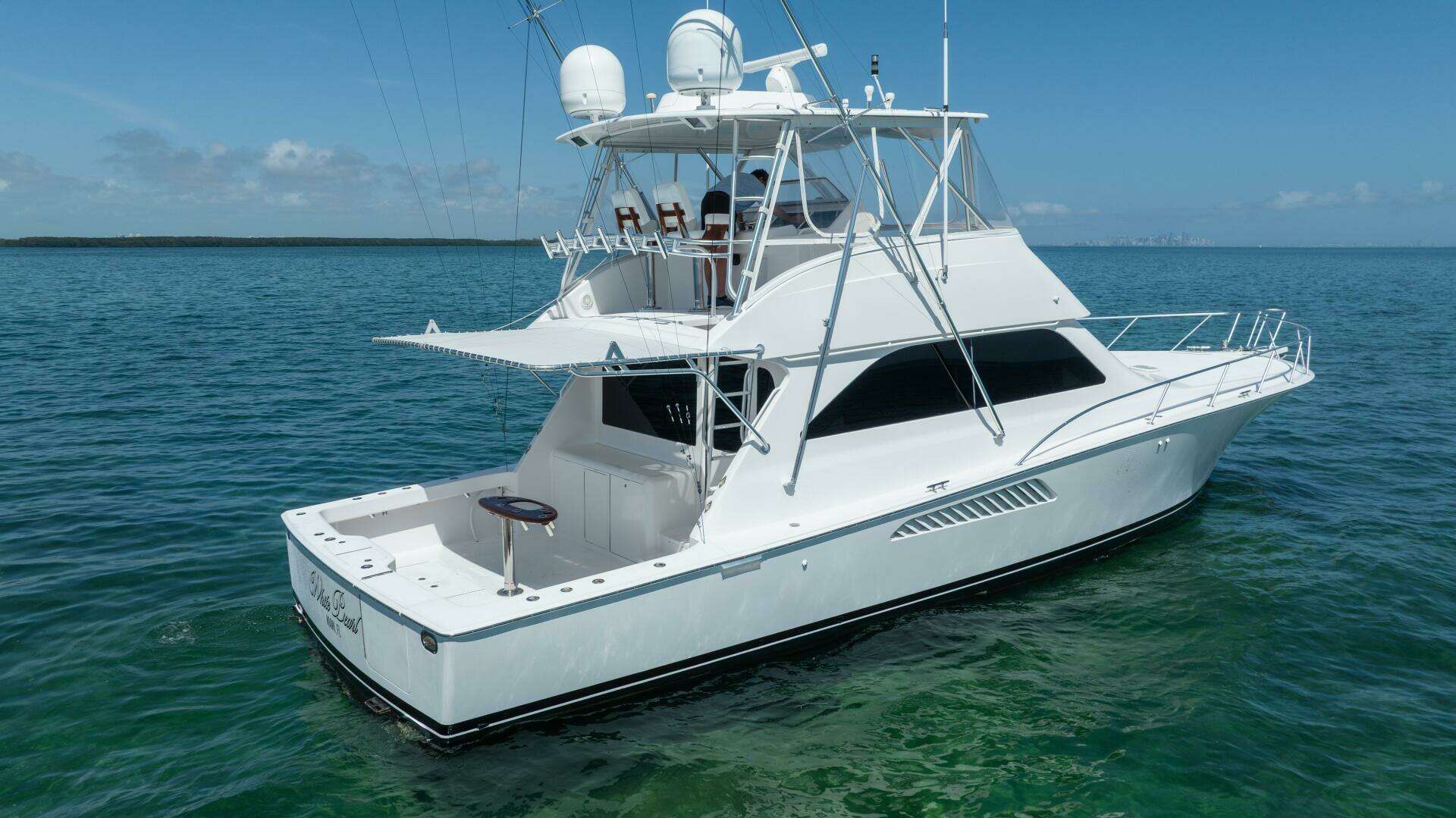 2006 Viking 52 Convertible - Image 45