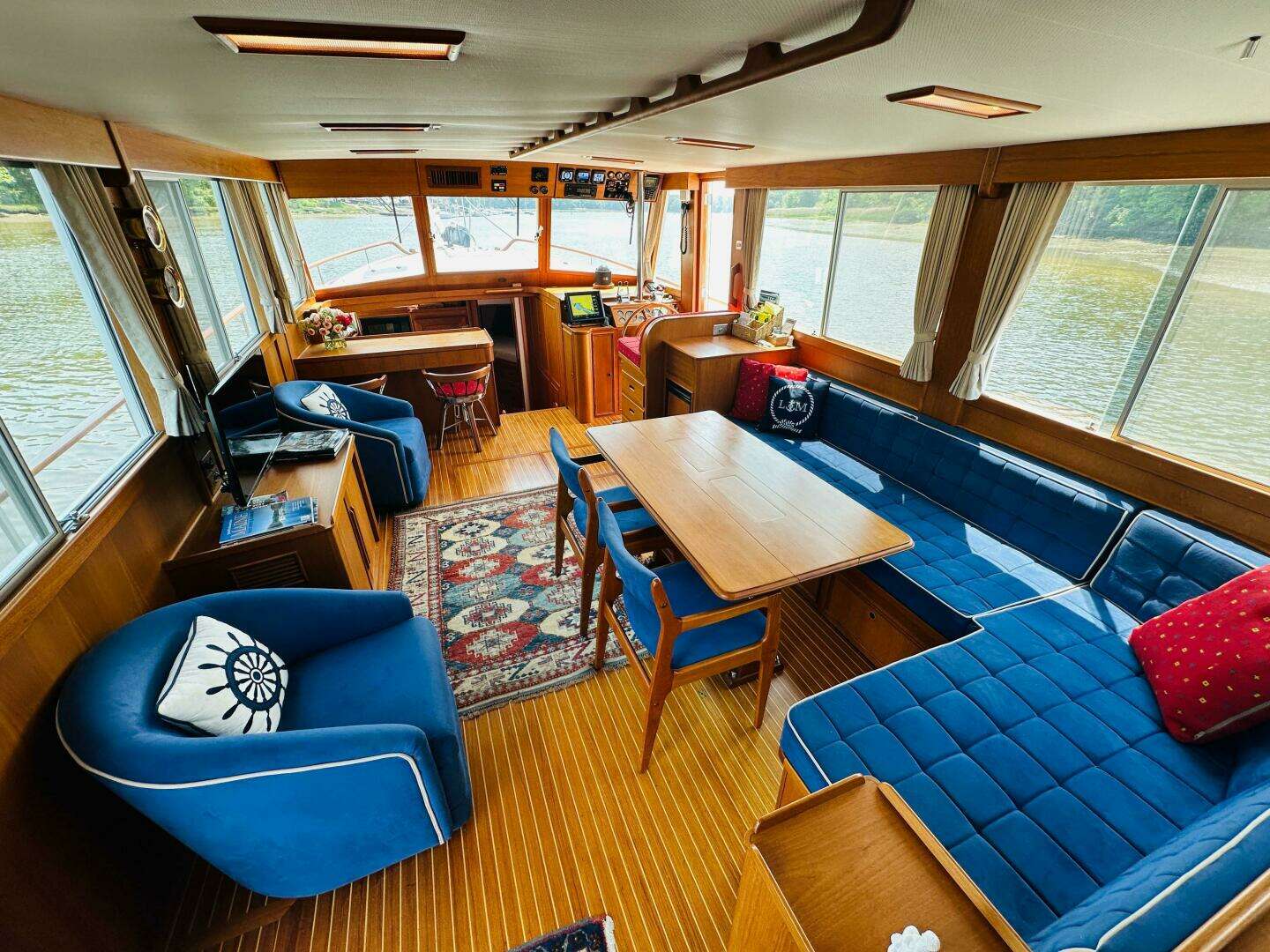 1998 Grand Banks 49 Classic - Image 18