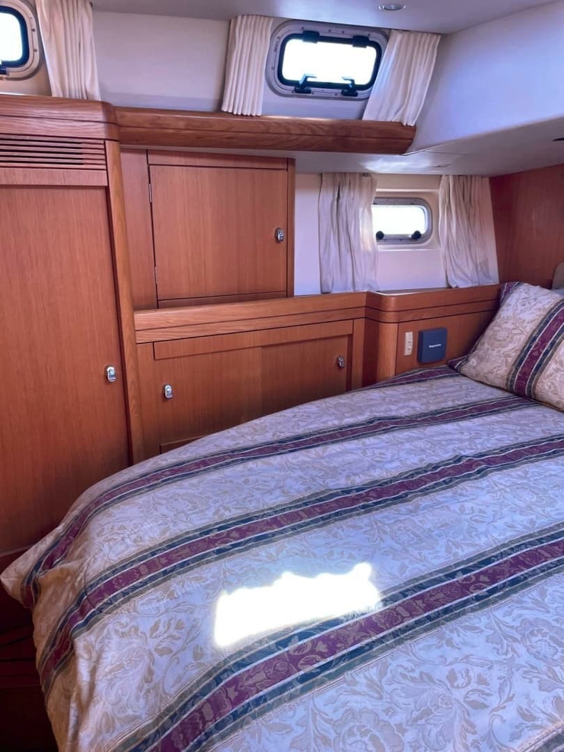 2003 Oyster Yachts — - Image 33