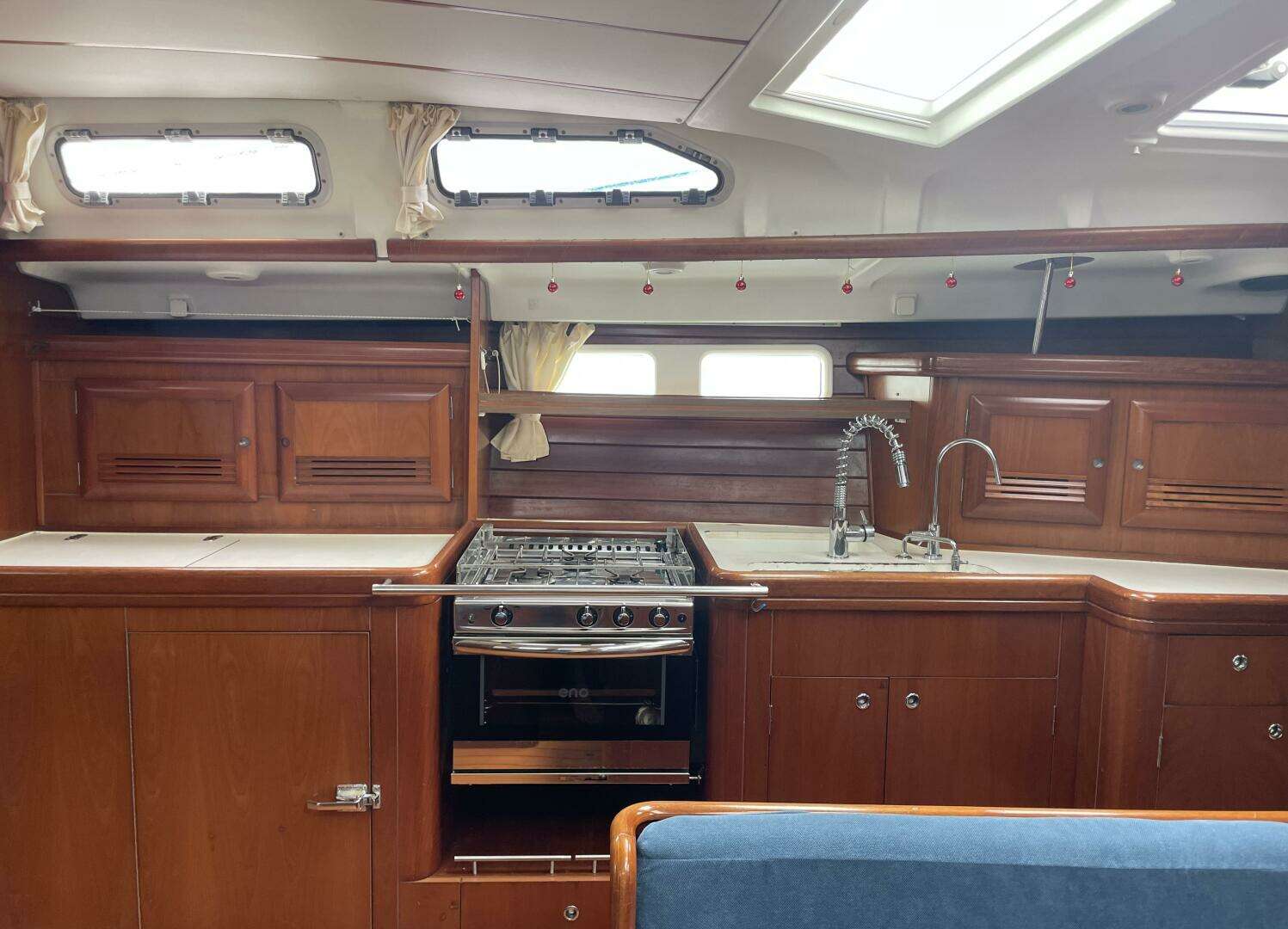 2005 Beneteau Oceanis 473 - Image 14