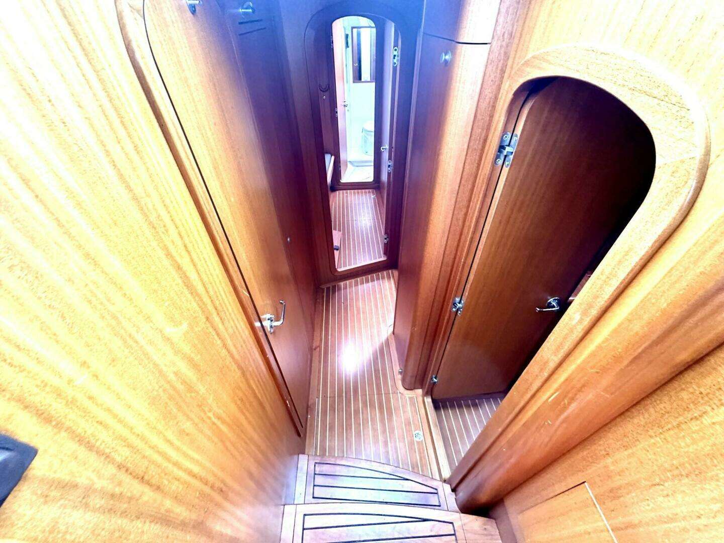 2000 Farr Pilothouse - Image 21